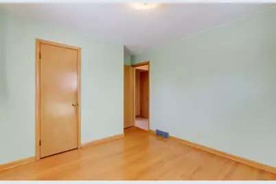 3504  Forest Cir, Manitowoc, WI 54220 - Photo 14