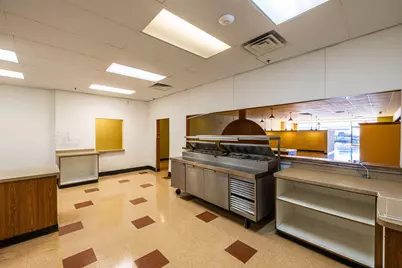 225  Sand Lake Rd, Onalaska, WI 54650 - Photo 6