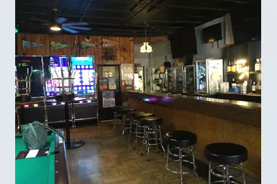 2203  Dekoven Ave, Racine, WI 53403 - Photo 4