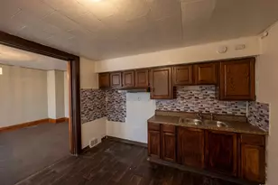 3601 W Highland Blvd, Milwaukee, WI 53208 - Photo 6