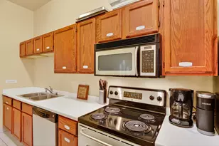 772 Bridlewood Dr, Hartford, WI 53027 - Photo 38