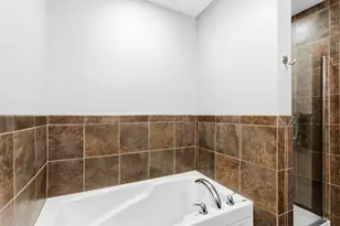 1902 N Commerce St, Milwaukee, WI 53212 - Photo 18