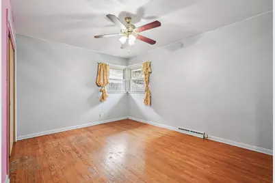 2818 S 72nd St, West Allis, WI 53219 - Photo 16