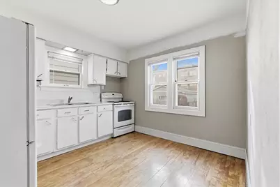 2125 S 72nd St, West Allis, WI 53219 - Photo 6