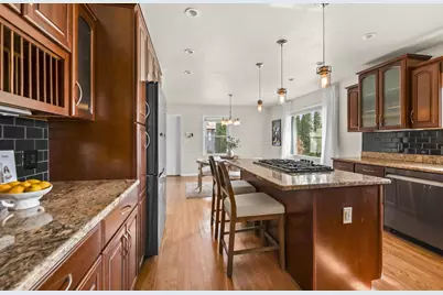 10311 W Ruby Ave, Wauwatosa, WI 53225 - Photo 18