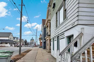 2510 S 6th St, Milwaukee, WI 53215 - Photo 2