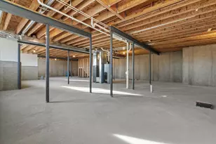 N66W20955 Sweet Clover Dr, Menomonee Falls, WI 53051 - Photo 34