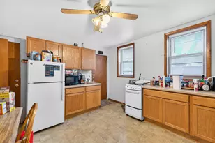 630 E Locust St, Milwaukee, WI 53212 - Photo 30