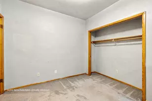 630 E Locust St, Milwaukee, WI 53212 - Photo 24