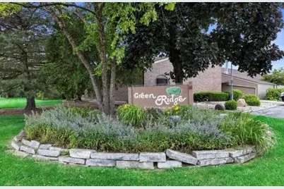 5701  Cambridge Cir #5, Racine, WI 53406 - Photo 1