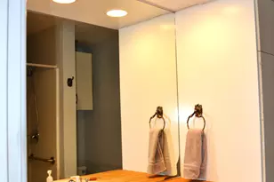 2525 S Shore Dr, Milwaukee, WI 53207 - Photo 16