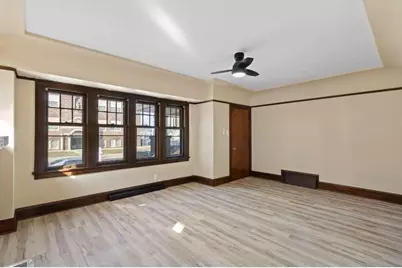 4062 N 25th St #4064, Milwaukee, WI 53209 - Photo 14