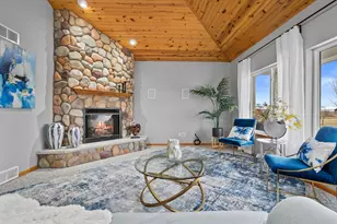 439 92nd St, Racine, WI 53126 - Photo 10