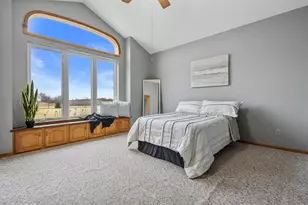 439 92nd St, Racine, WI 53126 - Photo 6