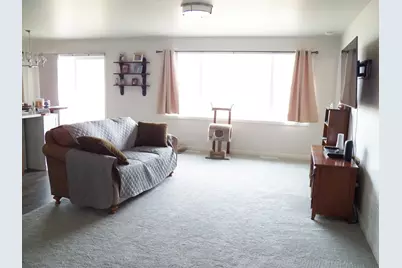 1023  McNish Ct, Sheboygan Falls, WI 53085 - Photo 8