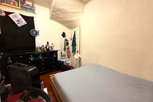 2421 W Scott St, Milwaukee, WI 53204 - Photo 6