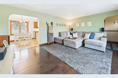 W180N8607  Town Hall Rd, Menomonee Falls, WI 53051 - Photo 24