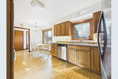 W180N8607  Town Hall Rd, Menomonee Falls, WI 53051 - Photo 34