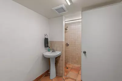 14220  Hillside Rd, Elm Grove, WI 53122 - Photo 38