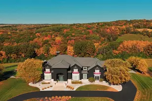 S17W28902 Price Ct, Genesee, WI 53188 - Photo 1