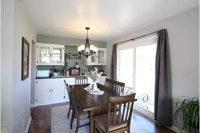 9830 W Plainfield Ave, Greenfield, WI 53228 - Photo 8