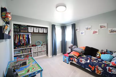 9830 W Plainfield Ave, Greenfield, WI 53228 - Photo 22