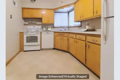 8533 W Nash St #8535, Milwaukee, WI 53222 - Photo 14