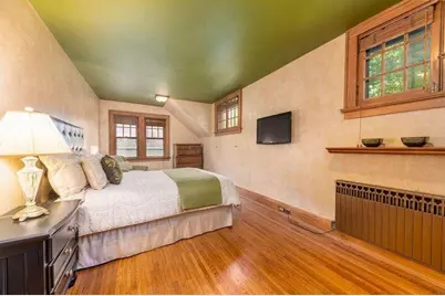 824 N 66th St, Wauwatosa, WI 53213 - Photo 22