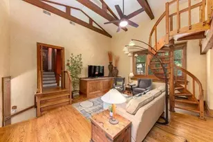 824 N 66th St, Wauwatosa, WI 53213 - Photo 14