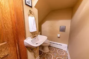 824 N 66th St, Wauwatosa, WI 53213 - Photo 20