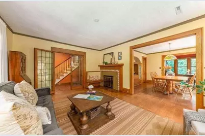 824 N 66th St, Wauwatosa, WI 53213 - Photo 4