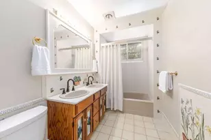 824 N 66th St, Wauwatosa, WI 53213 - Photo 24