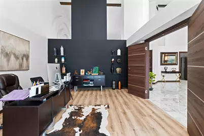 402  Wild Oak Dr, Manitowoc, WI 54220 - Photo 18