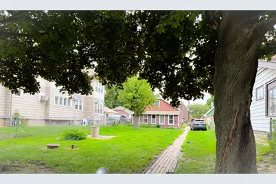 2960 N 47th St, Milwaukee, WI 53210 - Photo 4