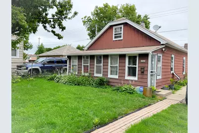 2960 N 47th St, Milwaukee, WI 53210 - Photo 2