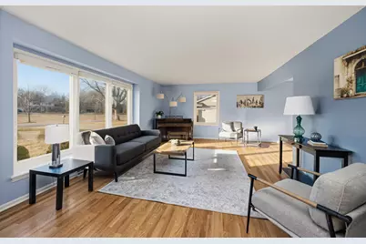 11116 N Riverland Ct, Mequon, WI 53092 - Photo 2