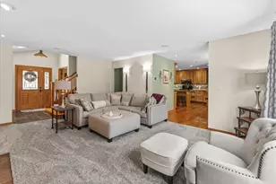 10974 14th Ct, Kenosha, WI 53158 - Photo 2