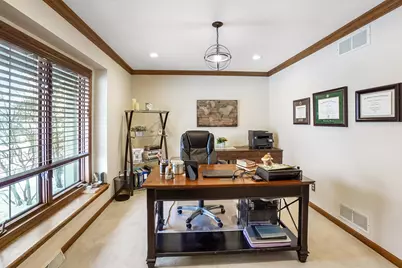 N52W16073  Bette Dr, Menomonee Falls, WI 53051 - Photo 12