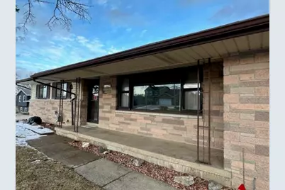 1858  East Dr, East Troy, WI 53120 - Photo 2