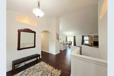 W172N10110  Woodbridge Ln, Germantown, WI 53022 - Photo 2