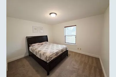 W172N10110  Woodbridge Ln, Germantown, WI 53022 - Photo 24