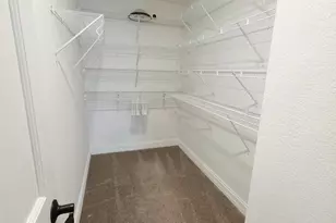 W172N10110 Woodbridge Ln, Germantown, WI 53022 - Photo 22