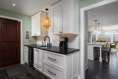 13700 N Riverland Rd, Mequon, WI 53097 - Photo 16