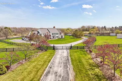 13700 N Riverland Rd, Mequon, WI 53097 - Photo 6
