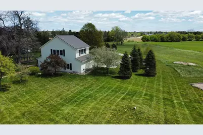 2237  Washington Ave, Cedarburg, WI 53012 - Photo 80