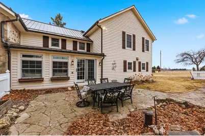 2237  Washington Ave, Cedarburg, WI 53012 - Photo 78