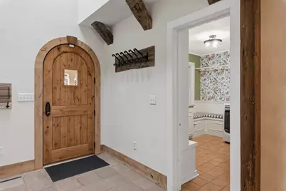 2237  Washington Ave, Cedarburg, WI 53012 - Photo 16