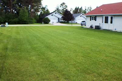 1212  Mahogany Run, Two Rivers, WI 54241 - Photo 2