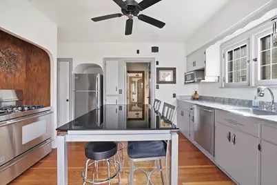 3237 N 51st Blvd, Milwaukee, WI 53216 - Photo 20