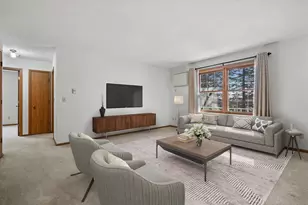 601 Barrington Ct, West Bend, WI 53095 - Photo 6